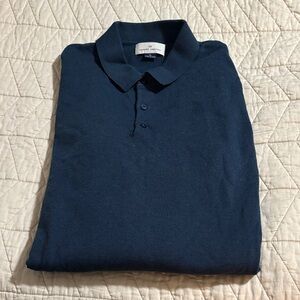 Men's Navy 3-button long-sleeve sweater